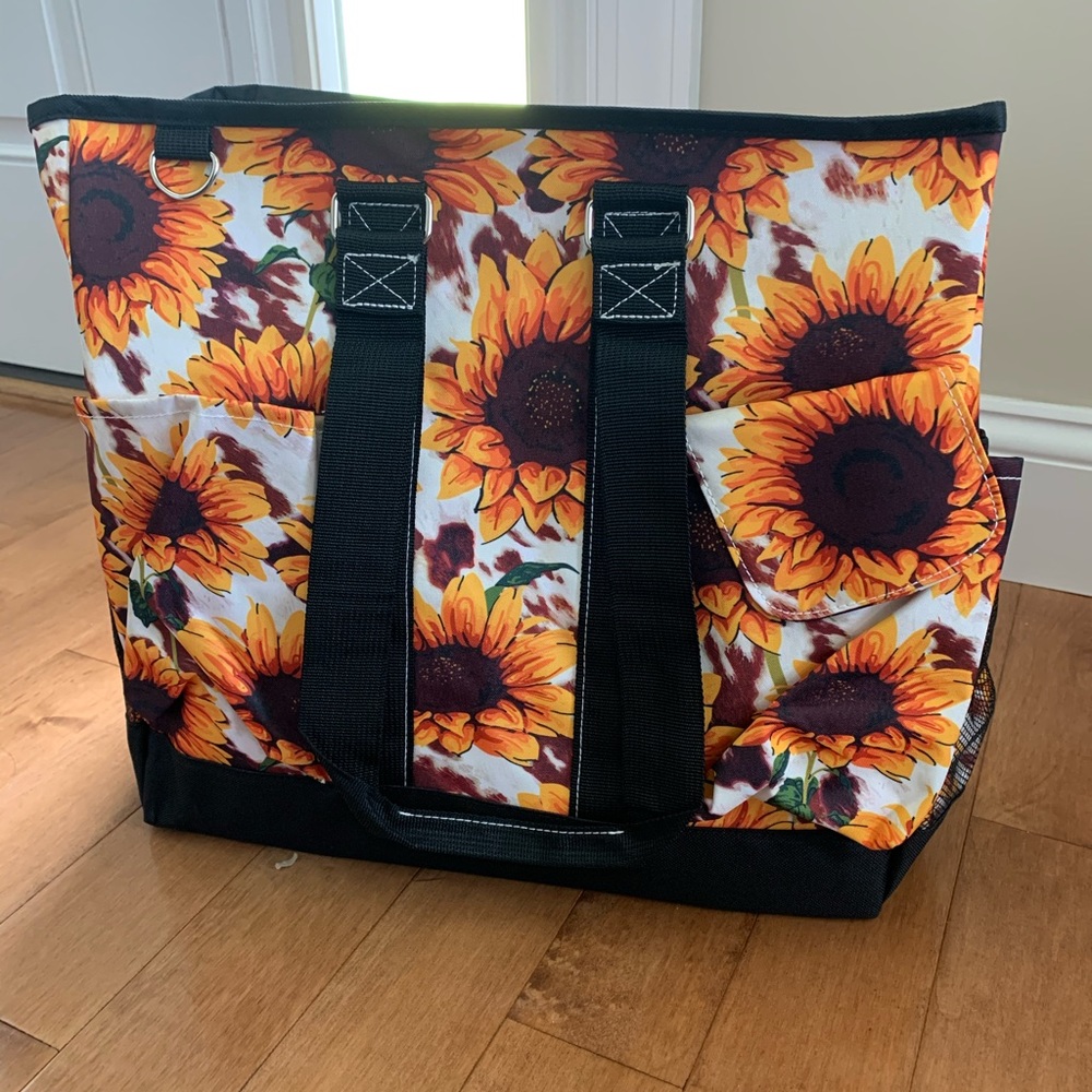 Ngil sunflower everyday organizer NWT
